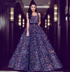 Arabiska glittrande paljettbollklänningar Prom klänningar 2020 Dubai Square Spaghetti Straps Women Formell aftonklänning Vestido de Quinceanera204h