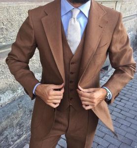 Brown Wedding Groom Tuxedos dla Groomsmen Prom Dinner Man Suit Notch Lapel 3 Piece Men Garnitury Best Man Blazer (kurtka + spodnie + krawat + kamizelka)