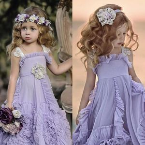 2019 senaste söta chiffonblomma tjejer klänningar smycken nacke tiered lila ruffles golv längd Peating dresses boho barn klänningar för bröllop