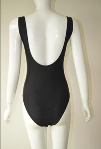 デザイナーレディーススイムウェアラグジュアリーボイキニバススーツファッションバックレスセクシーな女性水着レッドブランドデザイナー高品質の水着YLFR
