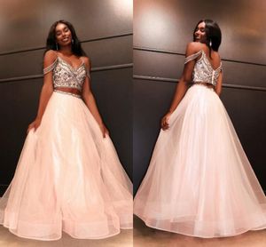 Blush Dwa kawałek sukienki do domu Prom Elegancka sukienka formalna A-Line Cold Ramię Frezowanie Tulle Pageant Sweet 16 Sukienka Tanie