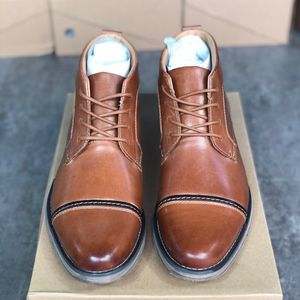 Mens Designer Dress Shoes Lace-up Martin Ankle Boot Formal Business Boots Handmade Genuine Leather Wedding Party Shoe with box 052