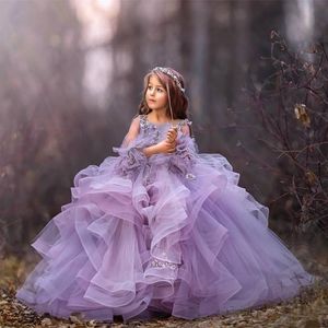 Modest Wed Purple Flower Girls Abiti per matrimoni Tulle Elastico Raso Lunghezza pavimento Abito da ballo Abiti da spettacolo per ragazze