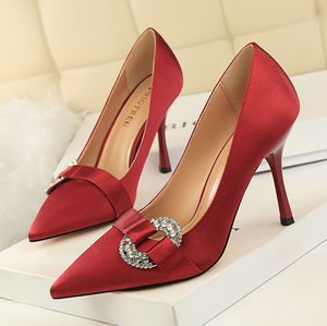Hot Sale- heels zapatos fiesta mujer elegante evening shoes wedding shoes bride pointed toe high heels pumps women shoes high heels tacones