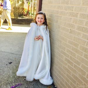 Long Floor Length Hooded Flowers Girls Cape Cheap Custom For Cloaks Christmas White Ivory Faux Fur Winter Wedding Jacket Wraps