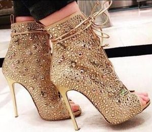 Hot Sale-Gold Champagne Crystal Embellished Ankel Boots Peep Toe Lace-Up Gladiator Sandal Stövlar För Kvinnor Tunna Klackar Klädskor Stor Storlek