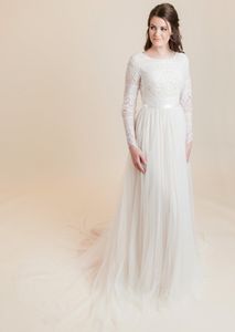 Boho Koronki Tulle Skromne suknie ślubne z Longsleeves Jewel Neck Buttons Powrót Vintage Koronki Kobiety Nieformalne LDS Bridal Suknie Rękaw