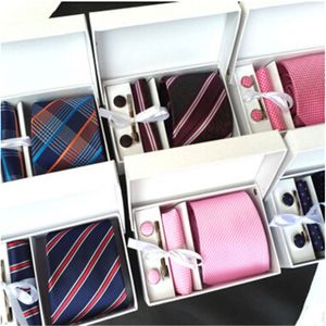 2020 Nyaste Mens Wide Slips Formella Slipsar Manschettknapp Hanky ​​Clips Custom Kontrollera Gravata Colar Pasta Slipsar För Business Wedding Neck Slipsar Set