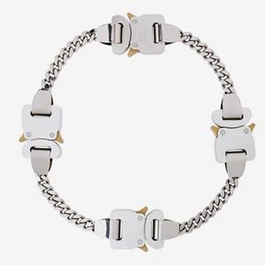 Declaración INS 1017 ALYX 9SM HEBILLAS CUATRO NUNCA COLLAR Función pesada 4 botones a presión Collares Hip Hop Joyería Para Mujeres Hombres Regalos