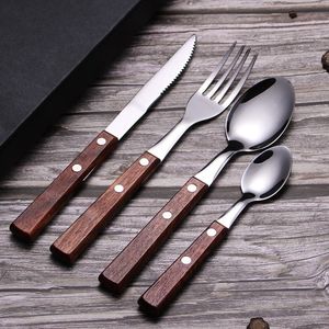 Stoviglie in acciaio inossidabile Manico in legno Coltello Forchetta Cucchiaio Dessert Cucchiaio da caffè Stoviglie Posate per la festa nuziale HHA1013