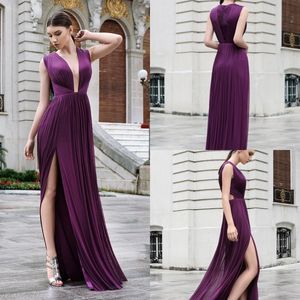 Cristallini Dark Purple Aftonklänningar Deep V Neck Chiffon Side Split Prom Kappor Plus Storlek Abendkleider Formell Klänning Robes de Soirée