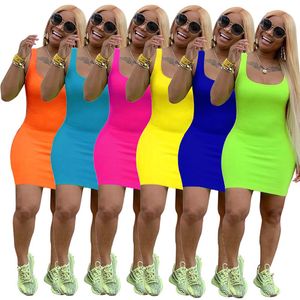 Frauen-Sommer-Slip-Kleid plus Größe lässiger Minirock einteiliges Kleid einfarbig Tanktop sexy Minirock gelb grün blau lässiges Kleid 618