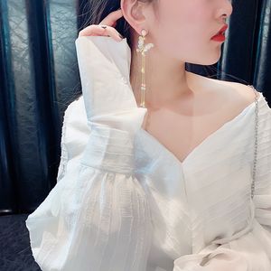 Fashion-Vintage Simulated-pearl Bowknot Women Dangle Earrings Butterfly Pearl Fringed Earrings Designer Earrings For Women Luxury