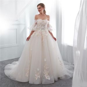 Elegant A Line Beaded Wedding Dresses With Half Sleeves 3D Floral Appliqued Bridal Gowns Tulle Sweep Train robe de mariée