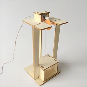 تقنية المصعد الإبداعي الصغيرة DIY السيطرة على نموذج المصعد المصمم ذاتيا النموذج العلمي التجريبي للوسائل اكتشاف علوم الجملة