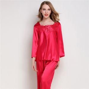 2022 Kvinnor Sleepwears Satin Queenral Kvinnor Silk Satin Pyjama Ställer in långärmad sömnkläder Pijama Mujer Pyjamas Suit Kvinna 2 PCS Hem Sleep Wear Lingerie Plu