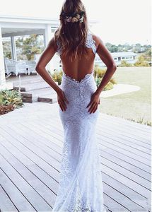 Nowa letnia bohemijska suknia ślubna Seksowna bez pleców pochwy Hanter High Splits koronkowe suknie ślubne na plażę sukienki ślubne