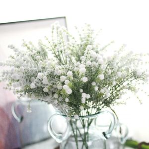 Neve Gypsophila Fiori Artificiali Baby Breath Schiuma Fiore di plastica con Neve Natale Capodanno Decorazione della festa nuziale per la casa