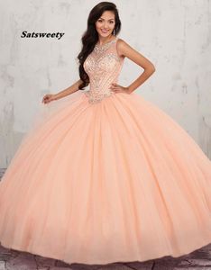 Zroszony Kryształy Balowa Suknia Quinceanera Suknie Keyhole Powrót Słodki 16 Dress Prom Party Suknie Plus Rozmiar