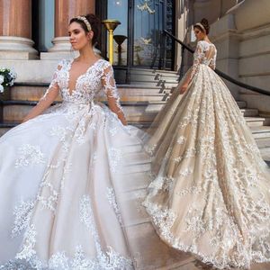 2020 Lace Applique Ball Gown Wedding Dresses V Neck Princess Bröllop Bröllopklänningar Anpassade brudklänningar