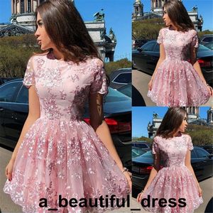 Dusty Rosa Korta Homecoming Klänningar Med Korta Ärmar En Linje Kort Prom Klänning Unga Flickor Party Graduation Gowns Vestidos GD7816