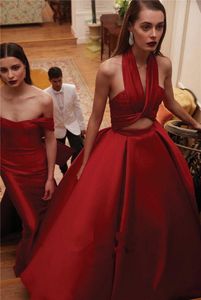 Elegancka Sexy Dark Red Satin Ball Suknia Prom Dresses Halter Neck Plees Długość kostki Długość wieczorowa Suknia Długie Suknie Party Party Suknie Szata Vestido