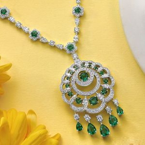High-end Luxurious Ball Lady Necklace Party gathering Grandmother green Superior quality Free shipping Queen Fashion trend Necklace circula