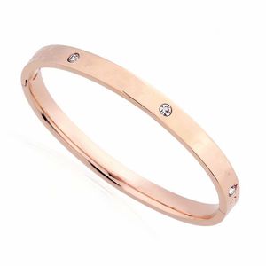 braccialetto di design T di moda Bracciale in acciaio inossidabile per uomo donna gioielli di alta qualità lettere con diamanti unisex cristallo argento 276n