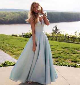 Şık Bir Çizgi Gelinlik Modelleri Spagetti Sapanlar V Boyun Düğün Konuk Elbise Kat Uzunluk Ucuz Saten Hizmetçi Onur Törenlerinde