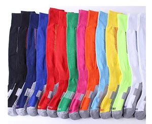 Meias de futebol antiderrapantes para crianças adultas meias grossas de fundo de toalha meias de tubo longo confortáveis meias esportivas resistentes ao desgaste atacado