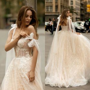 رومانسية خط فساتين زفاف 2020 السباغيتي الأشرطة الوهم الأعلى المخصر appliqued الديكور تول شاطئ Bridals أثواب Vestidos دي Noiva زائد الحجم