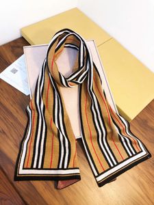 Luxo - Fábrica Direta Nacional Scarf Seaside Travel Beach Towel Impresso Silk Lenço Solar Sunscreen Shawl Lenço de Linho de Algodão