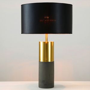 Nowoczesne Vintage LED Lampy stołowe do salonu Sypialnia Bedside Czarny Bęben Tkaniny Shade Sloting Lampa Cement Tabela Światło Myy