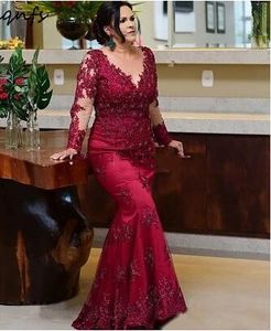 Illusion Long Sleeve Jewel Mermaid Burgundy Mother Of The Bride Dress 2020 Lace Applique Zipper Hollow Evening Formal Dress Mermaid Groom