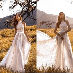 Projektuj sukienki kryształowej Line Lase Lace Applique Boho ślubne suknie ślubne zamiataj pociąg wiejski ogród plus suknia ślubna pplique