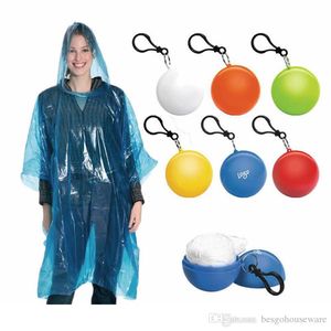 Capa de chuva descartável com bola de bola de plástico Bola de bola portátil Chaveiro Bola Poncho Emergência Descartável Cor Sólida Rainwear BH1794 TQQ