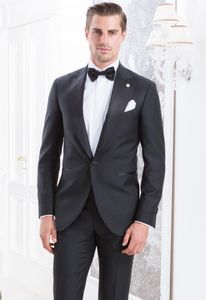 Brand New Black Mens Wedding Tuxedos Пик нагрудные Slim Fit Groomsmen Смокинги популярный человек блейзеры куртки Отличный костюм (куртка + брюки + галстук) 36