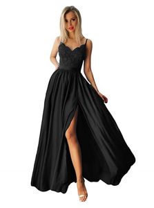 Black Druhna Suknie Długie Koronkowe Aplikacje Zroszony Wysokiej Split Długość Piętro Długość Wedding Gościnni Suknie Maid of Honor Dress