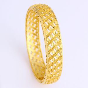 Bellissimo bracciale rigido da donna in maglia cava, oro giallo 18 carati, braccialetto di lusso alla moda, regalo, diametro 62 mm