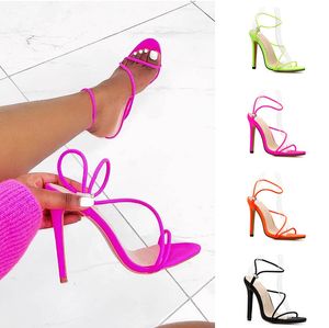 أحذية النساء كعوب رقيقة مثيرة 11 سم الصنادل الجديدة لون الحلوى عالية الكعب الصنادل مطاطية العلامة التجارية رقيقة الأحذية الجنسية 35-43