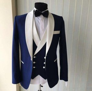 Navy Blue Groom Tuxedos White Shawl Lapel Groomsmen Mens Bröllopsklänning Fashion Man Jacka Blazer 3 Piece Suit (Jacka + Byxor + Vest + Tie) 1423