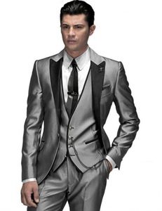 Mode Design Silver Grå Brudgum Tuxedos Peak Lapel One Button Groomsmen Mens Bröllopsklänning Utmärkt Man Passar (Jacka + Byxor + Vest + Tie) 359