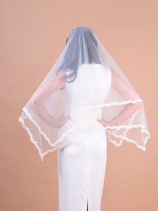 Real Picture Elegant Soft Tulle In Stock Designer Luxury Two Layer Lace Applique Edge Wedding Veils White Iovry Fingertip Length Alloy Comb