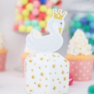 ingrosso Torta Di Compleanno Glitter-Regalo Wrap Swan Candy Box Box Birthday Glitter Topper Party Decorazione di carta Decorazioni di carta Parte