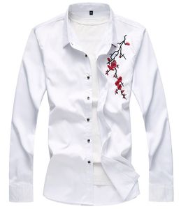 2020人の男性のデザイナースリムフィットカジュアルシャツ秋冬の高級刺繍花長袖のドレスシャツトップブラウス紳士のためのトップブラウス