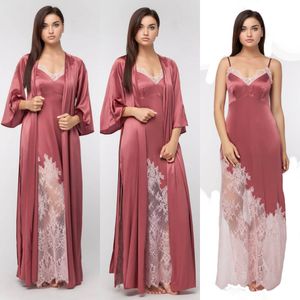 2020 Dwuczęściowe szaty ślubne spaghetti pasek bez rękawów satyna jedwabna Ruched Druhna Robe Appliqued Lace See przez Night Suknia dla kobiet