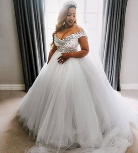 Plus Size Spitze Ballkleid Brautkleider Arabisch Aso Ebi Sexy Kristalle Brautkleider aus Schulterbraut Kleid