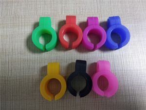 Silicone Cigarette Holder Ring Finger Hand Rack Cigarette Holder Adjustable Ring smoking Accessories for Men and Women