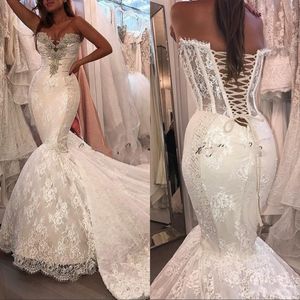 2022 Seksowne sukienki ślubne koronkowe aplikacje krystalicznie z koralikami tiul tiulowa kaplica pociąg ślubny suknie ślubne