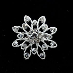 1.5-дюймовый брошь Diamante маленький цветок булавки с прозрачными стразами
